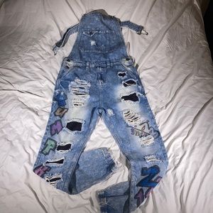 Imperious Women’s Artsy Cropped Distressed Overalls Blue Jeans